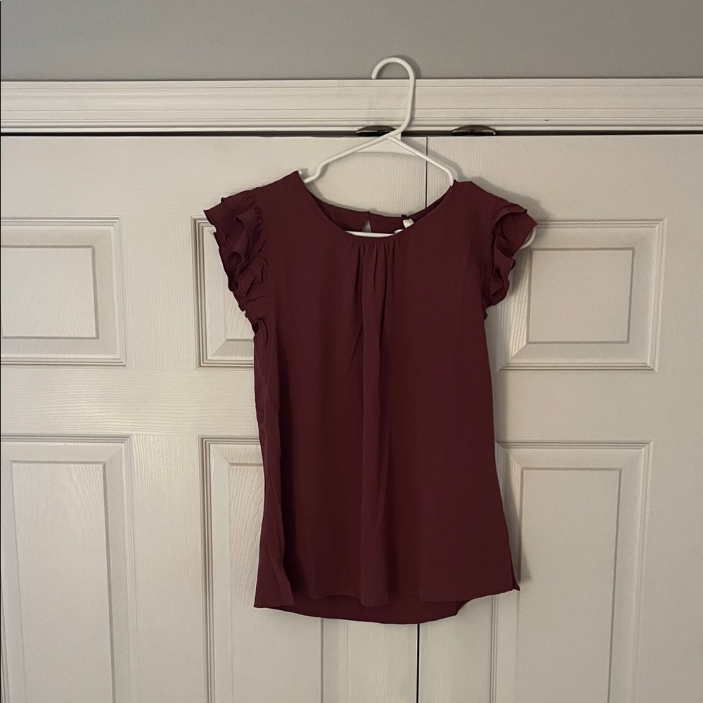Elegant Nine Britton Purple Ruffle Sleeve Top